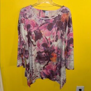 Time and Tru Pink and Purple Floral Scoop Neck Tunic